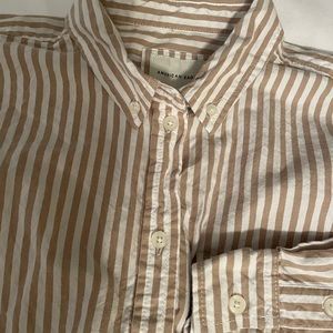 American Eagle women’s‎ XS brown w/white stripes button collar shirt